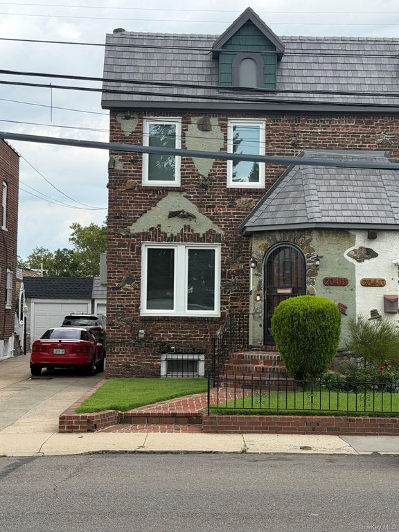 204-11 Murdock Avenue, Saint Albans, NY 11412 — photo 2