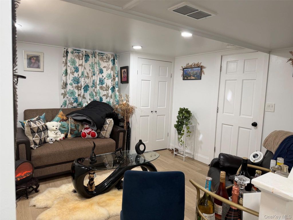 204-11 Murdock Avenue, Saint Albans, NY 11412 — photo 5