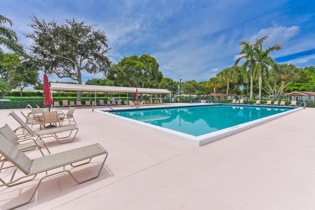 8109 Whispering Palm Drive, Boca Raton, FL 33496