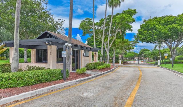 8109 Whispering Palm Drive, Boca Raton, FL 33496
