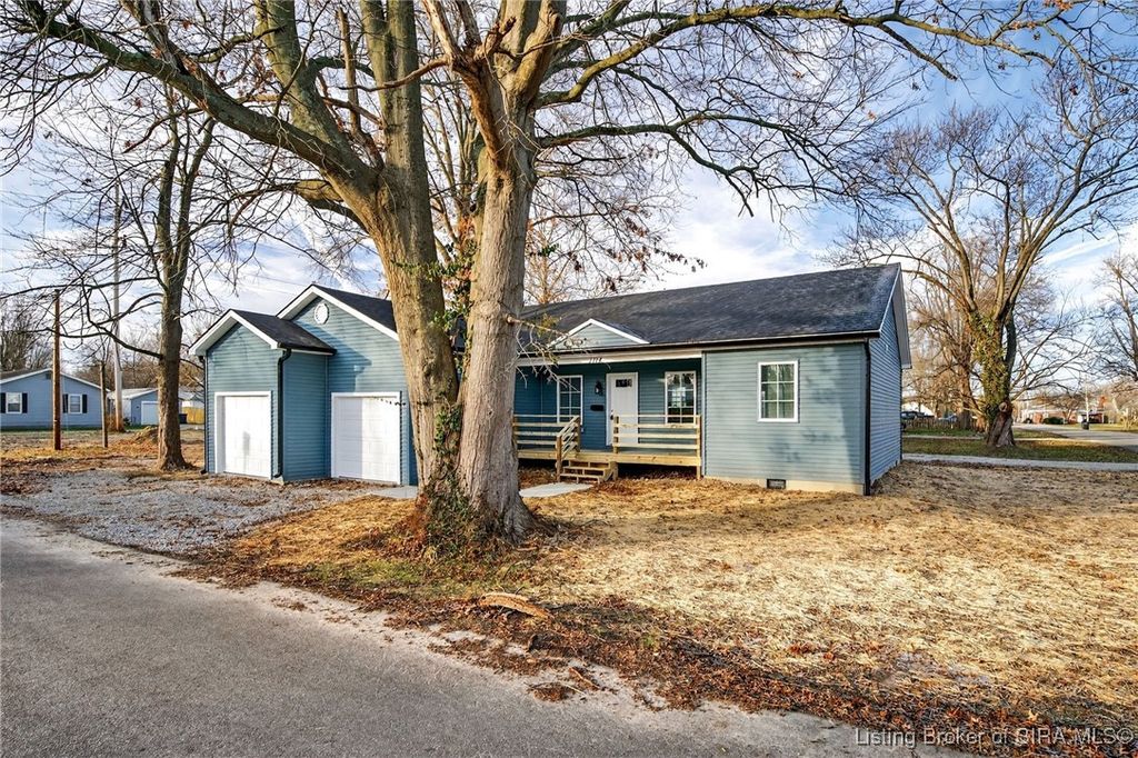 1114 N Pine Street, Scottsburg, IN 47170