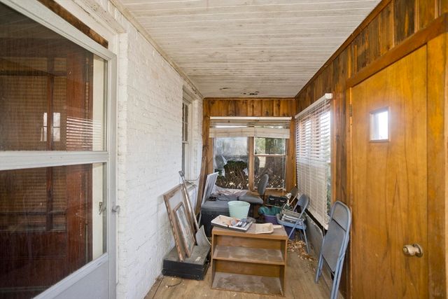 1019 Burnett Rd, Chicopee, MA 01020