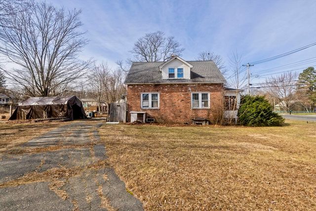 1019 Burnett Rd, Chicopee, MA 01020
