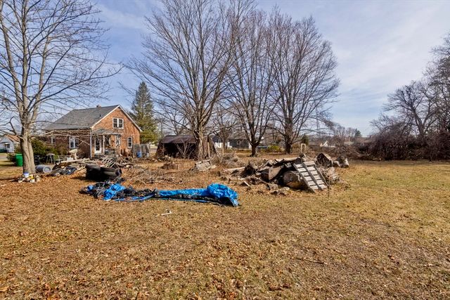 1019 Burnett Rd, Chicopee, MA 01020