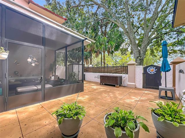 1120 AVENIDA DE LAS CASAS, The Villages, FL 32159