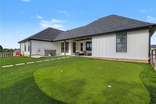 492 Drain Road, Farmington, AR 72730