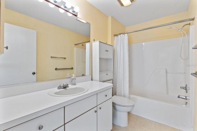 876 RADCLIFE BEREA PLACE, The Villages, FL 32162