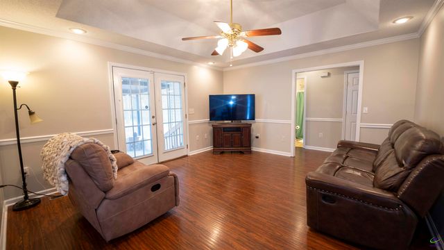 111 Marie Drive, Cochran, GA 31014