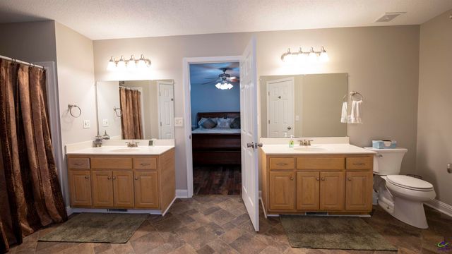 111 Marie Drive, Cochran, GA 31014