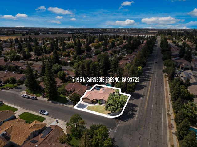7195 N Carnegie Avenue, Fresno, CA 93722
