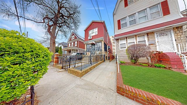 954 E 39th Street, Brooklyn, NY 11210
