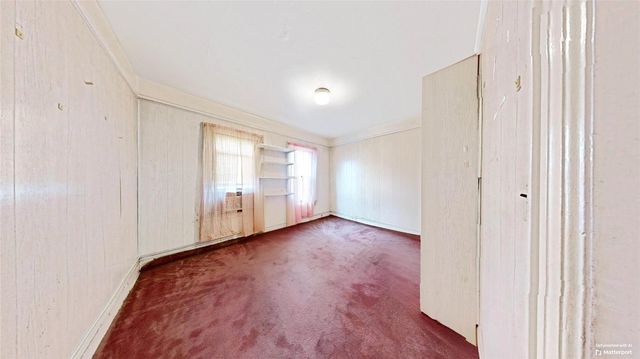 954 E 39th Street, Brooklyn, NY 11210