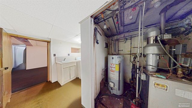 954 E 39th Street, Brooklyn, NY 11210