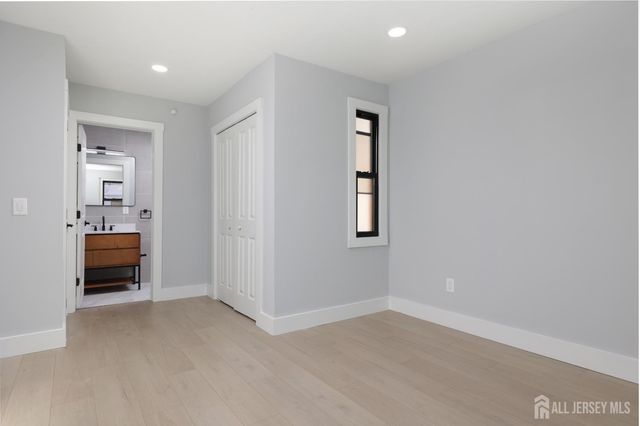 365 George Street 5, New Brunswick, NJ 08901