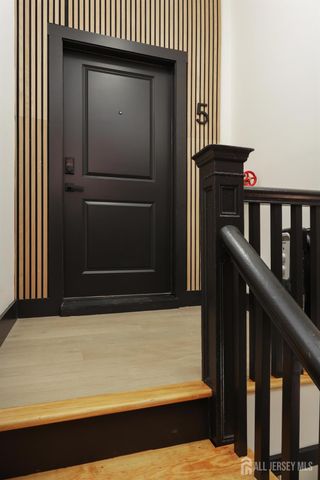 365 George Street 5, New Brunswick, NJ 08901