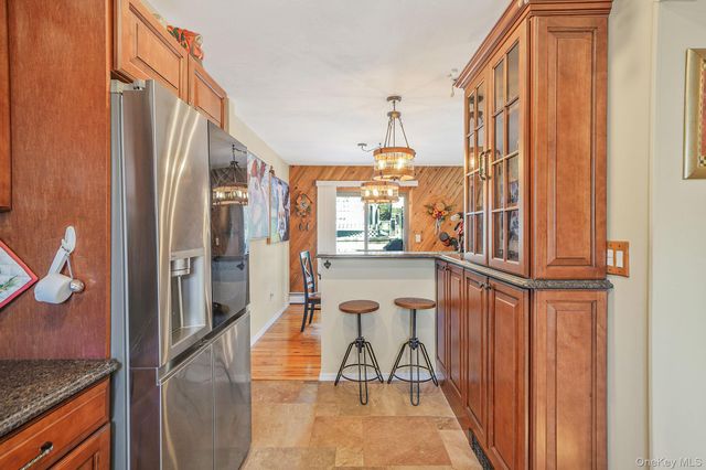 6 Hillside Road, Sound Beach, NY 11789