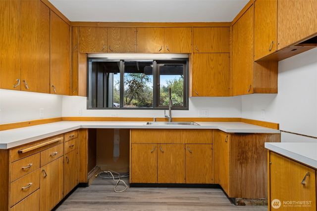 18928 Bow Hill Road, Burlington, WA 98233