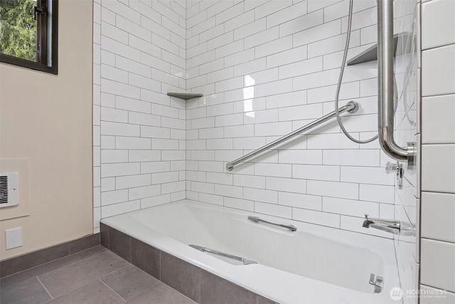 18928 Bow Hill Road, Burlington, WA 98233