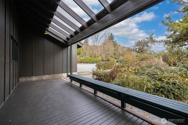 18928 Bow Hill Road, Burlington, WA 98233