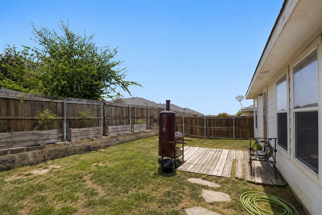 2020 Kickapoo Trail, Heartland, TX 75126