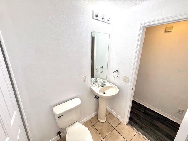 9544 CHARLESBERG DRIVE, Tampa, FL 33635