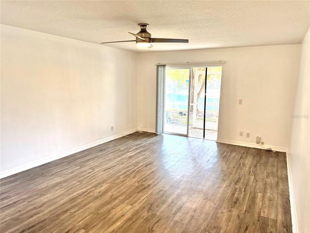 9544 CHARLESBERG DRIVE, Tampa, FL 33635