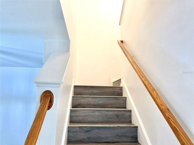 9544 CHARLESBERG DRIVE, Tampa, FL 33635