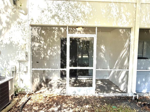 9544 CHARLESBERG DRIVE, Tampa, FL 33635