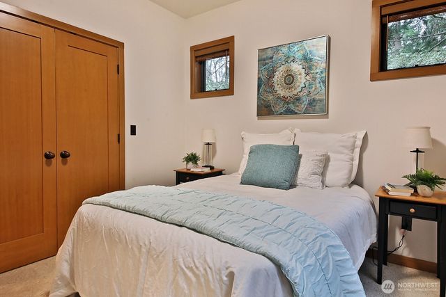 313 Edgecliff Drive, Langley, WA 98260