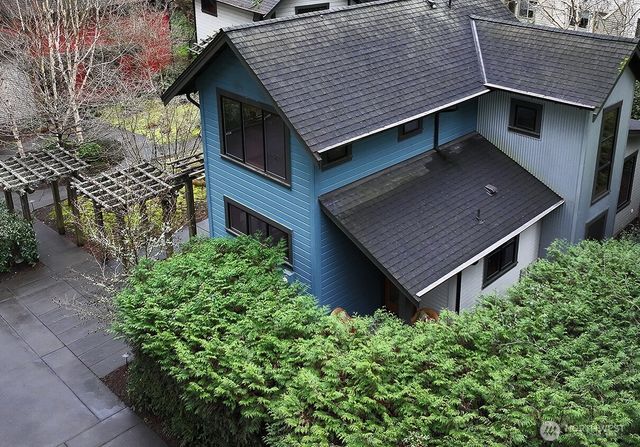 313 Edgecliff Drive, Langley, WA 98260