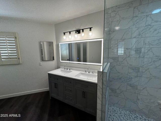 4436 E SHOMI Street, Phoenix, AZ 85044