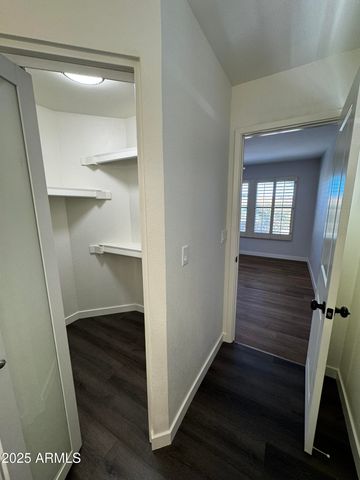 4436 E SHOMI Street, Phoenix, AZ 85044