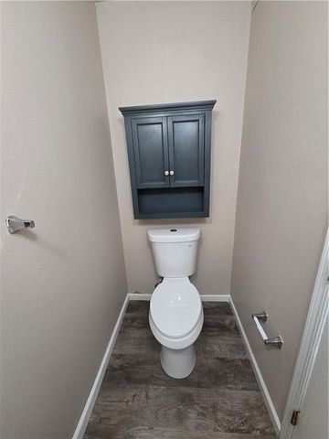 304 E Ottawa Street, Paola, KS 66071