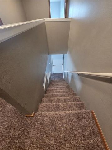 304 E Ottawa Street, Paola, KS 66071