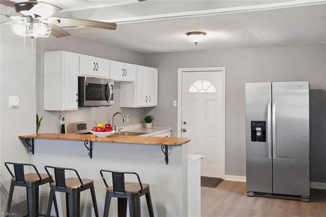 438 Shelton RD, Hampton, VA 23663