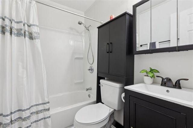 438 Shelton RD, Hampton, VA 23663