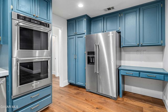 24526 Windsor Drive Unit A, Valencia, CA 91355