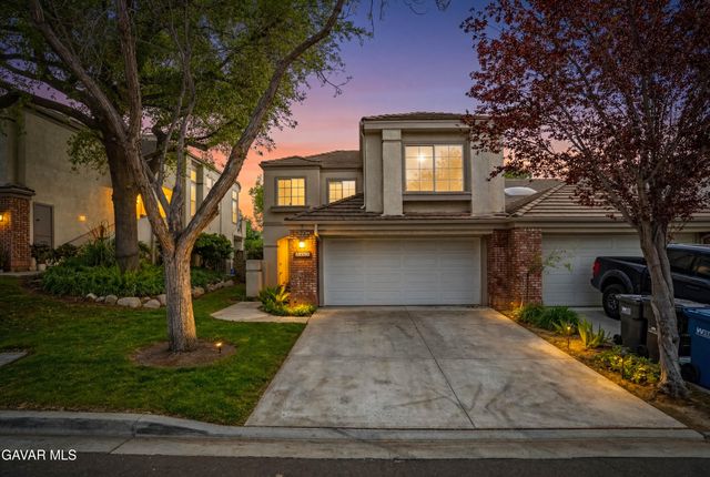 24526 Windsor Drive Unit A, Valencia, CA 91355