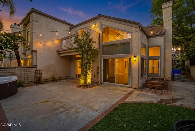 24526 Windsor Drive Unit A, Valencia, CA 91355