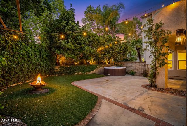 24526 Windsor Drive Unit A, Valencia, CA 91355