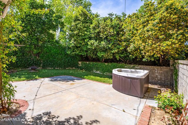 24526 Windsor Drive Unit A, Valencia, CA 91355