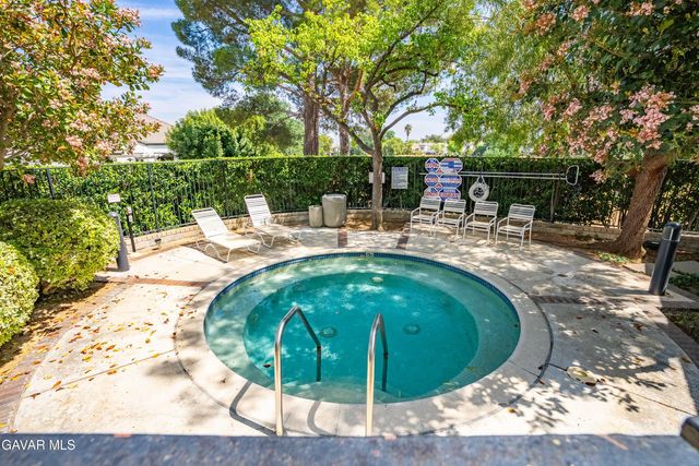 24526 Windsor Drive Unit A, Valencia, CA 91355