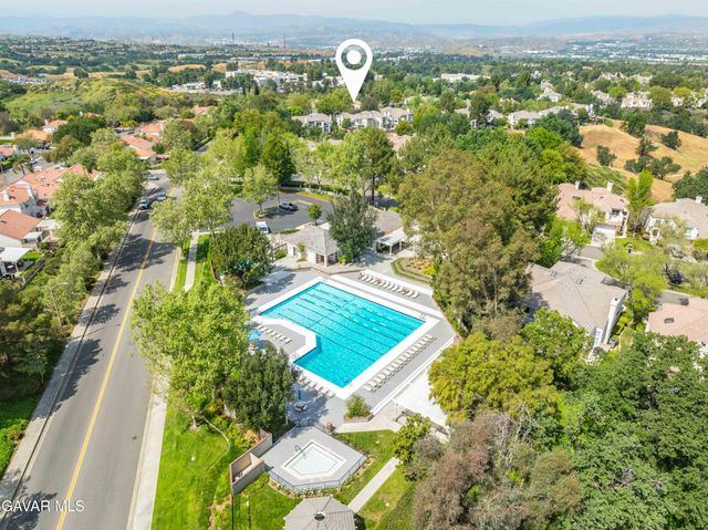 24526 Windsor Drive Unit A, Valencia, CA 91355