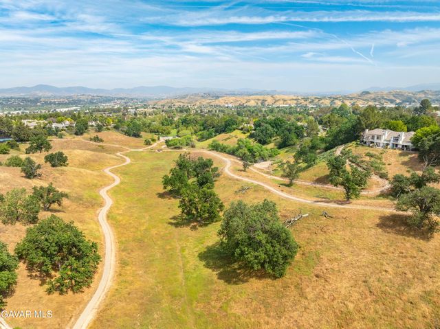 24526 Windsor Drive Unit A, Valencia, CA 91355