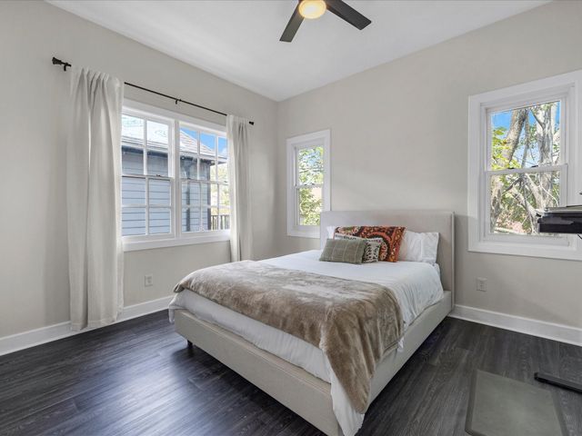 403 E 25th Street, Houston, TX 77008