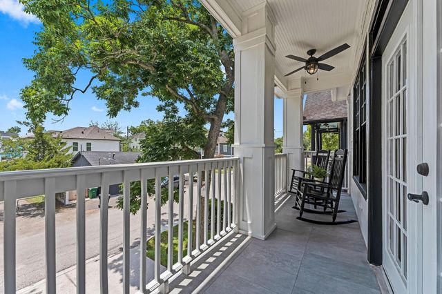 403 E 25th Street, Houston, TX 77008