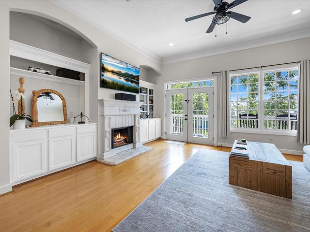 403 E 25th Street, Houston, TX 77008