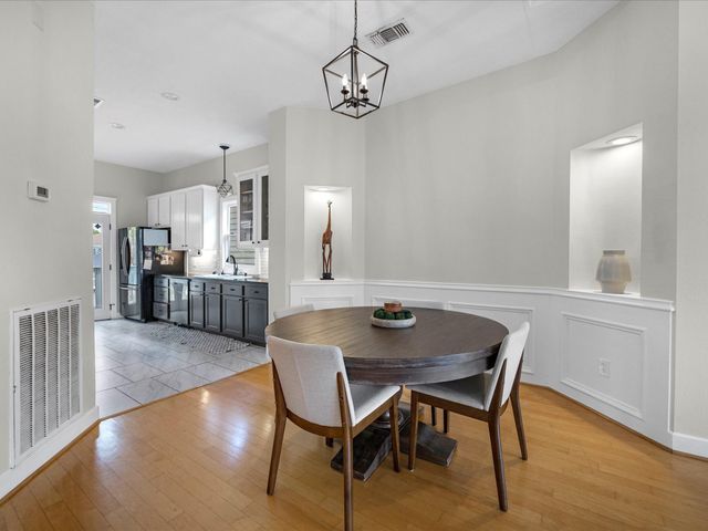 403 E 25th Street, Houston, TX 77008