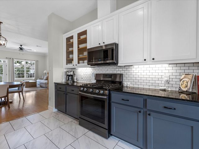 403 E 25th Street, Houston, TX 77008