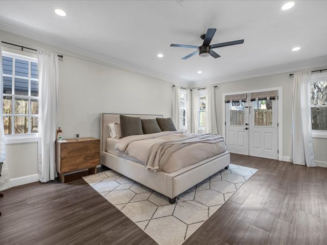 403 E 25th Street, Houston, TX 77008